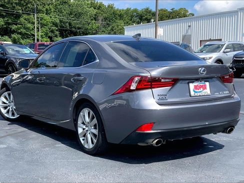 Used 2016 Lexus IS 300 AWD w/ Premium Package image 10