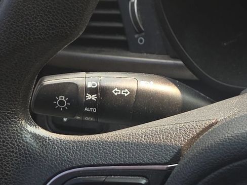 Used 2018 Kia Optima LX FWD image 37