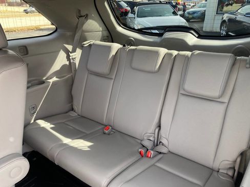 Used 2015 Toyota Highlander Limited image 95