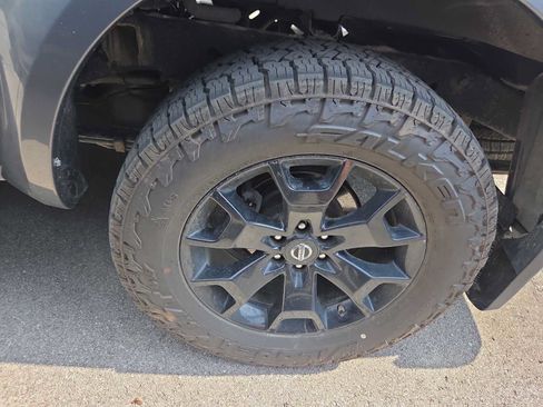Used 2019 Nissan Frontier SV w/ Value Truck Package AWD/4WD image 6