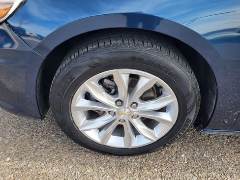 Used 2020 Chevrolet Malibu LT image 25