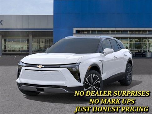 New 2025 Chevrolet Blazer EV LT image 6