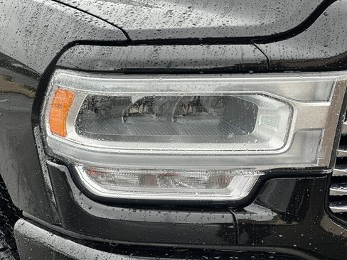 Used 2024 RAM 3500 Laramie w/ Sport Appearance Package image 10