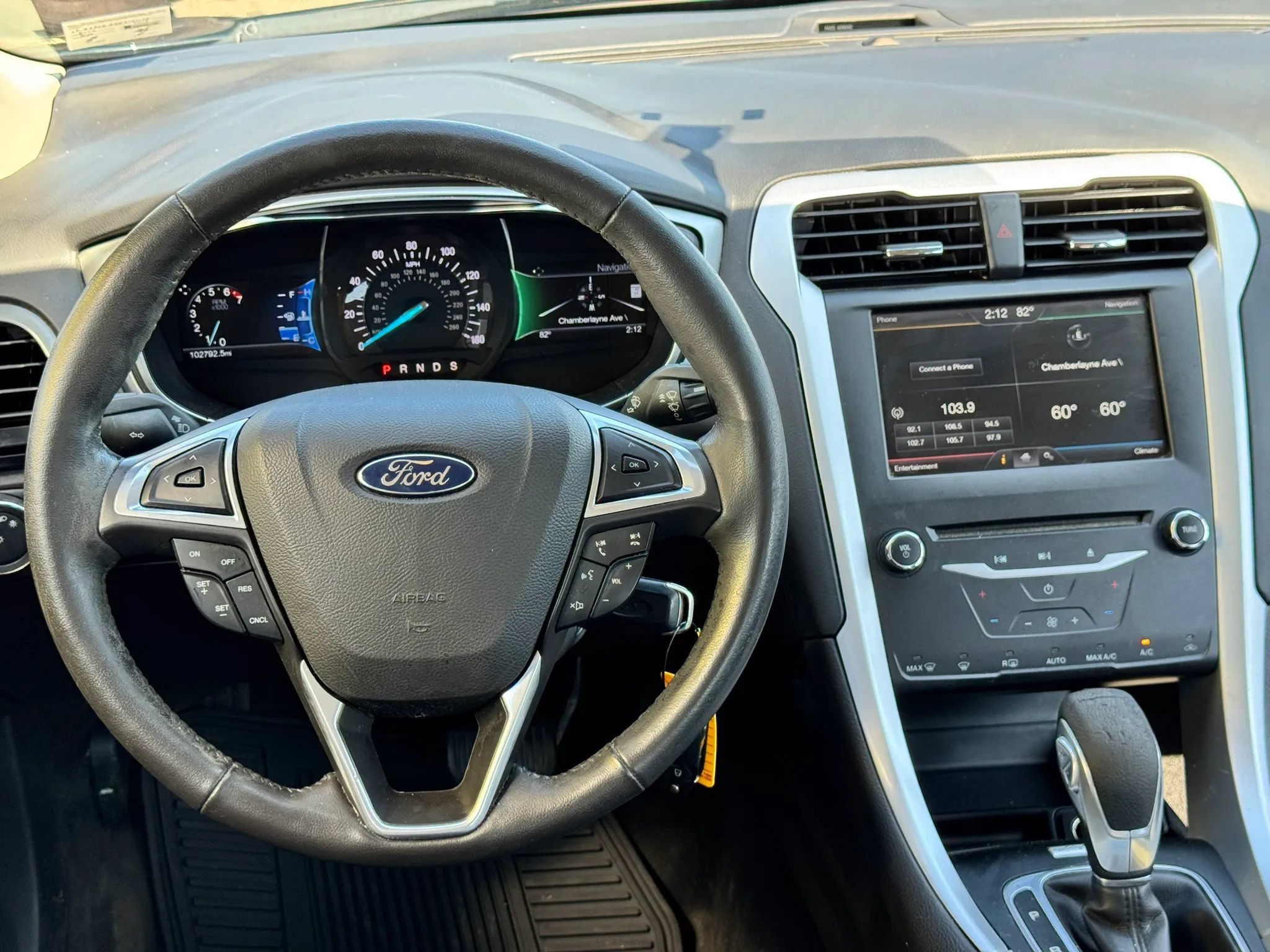 Used 2015 Ford Fusion SE FWD image 24