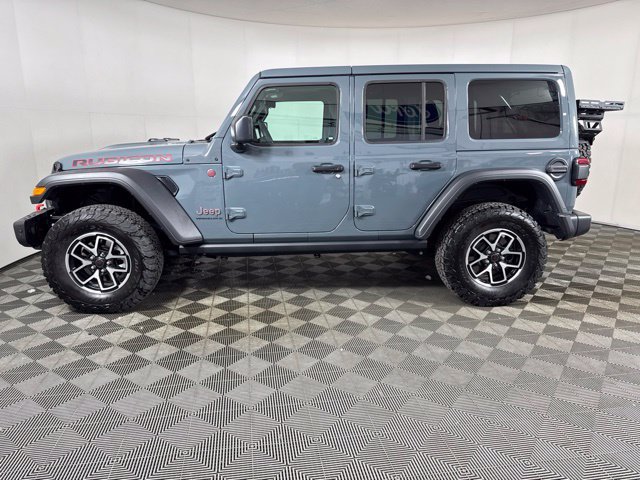 Used 2025 Jeep Wrangler Unlimited Rubicon AWD/4WD image 7