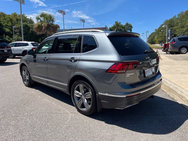 Used 2018 Volkswagen Tiguan SEL Premium FWD image 40