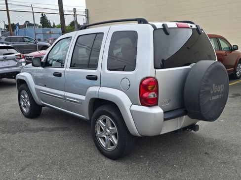 Used 2003 Jeep Liberty Limited AWD/4WD image 5