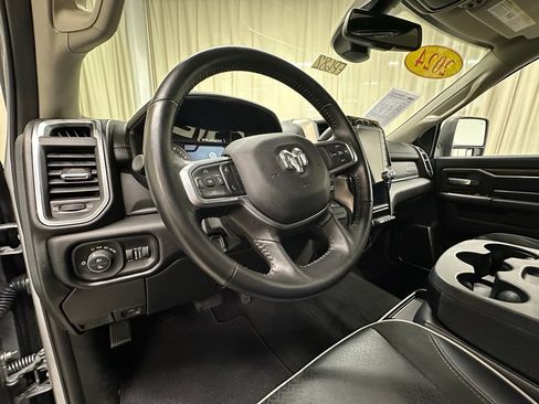 Used 2024 RAM 2500 Laramie image 29