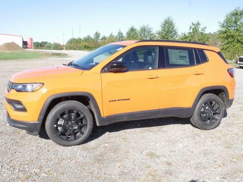 New 2026 Jeep Compass Latitude image 5