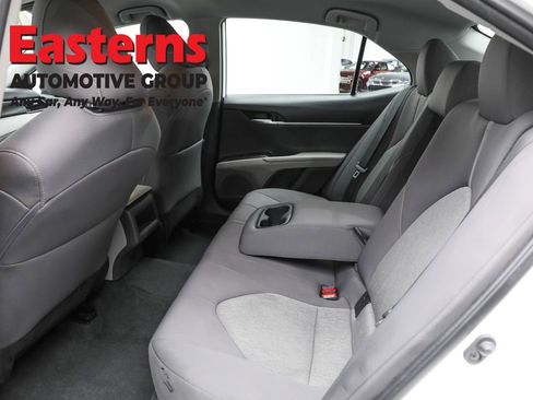Used 2023 Toyota Camry LE AWD/4WD image 21