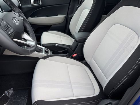 New 2026 Hyundai Venue SEL FWD image 10