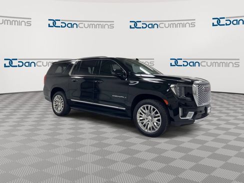 Used 2023 GMC Yukon XL Denali w/ LPO, Floor Liner Package AWD/4WD image 2
