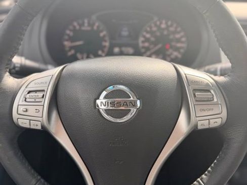 Used 2015 Nissan Altima 2.5 SL w/ Technology Package image 13