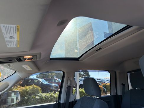 Used 2018 RAM 1500 Big Horn image 21