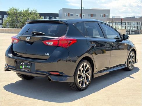 Used 2017 Toyota Corolla iM FWD image 8