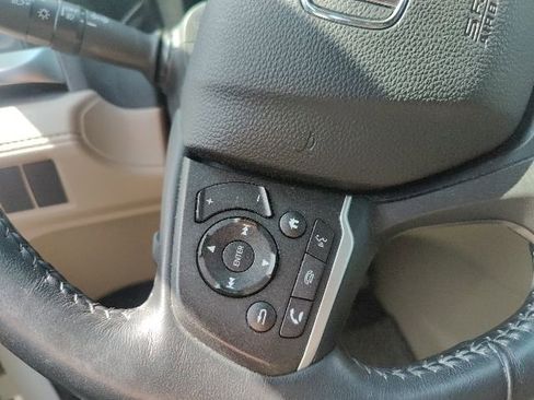 Used 2024 Honda Odyssey EX-L image 21