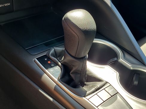 Certified 2024 Toyota Camry LE FWD image 25