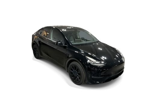Certified 2022 Tesla Model Y Long Range AWD/4WD image 8