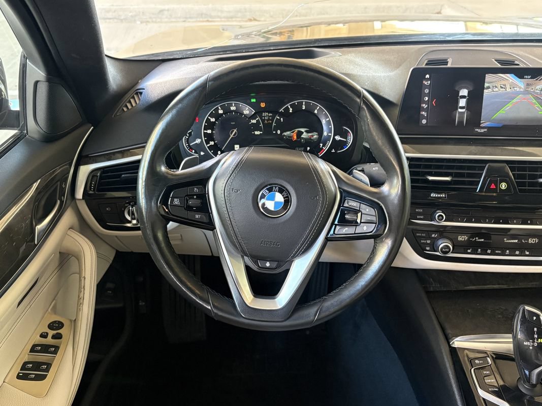 Used 2018 BMW 530i w/ Premium Package RWD image 10