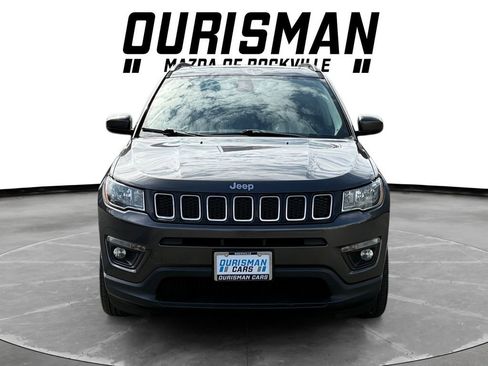 Used 2018 Jeep Compass Latitude w/ Popular Equipment Group image 8
