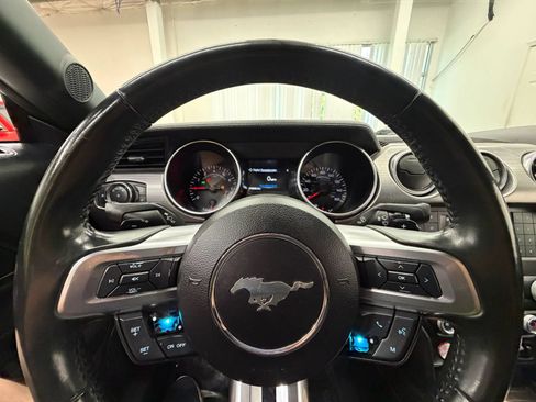 Used 2020 Ford Mustang GT RWD image 20
