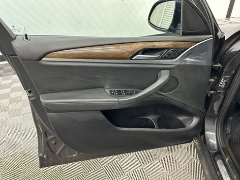 Used 2019 BMW X3 sDrive30i w/ Driving Assistance Package image 10