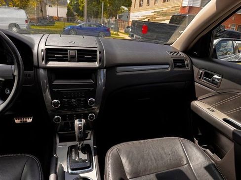 Used 2012 Ford Fusion Sport FWD image 22