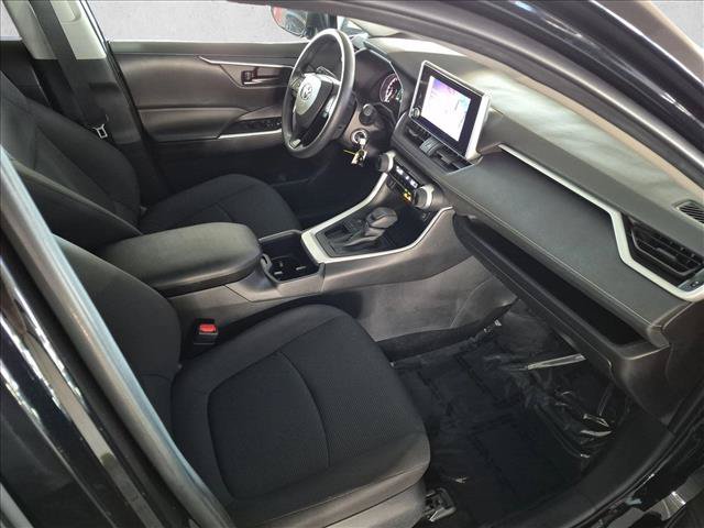 Used 2025 Toyota RAV4 LE FWD image 21