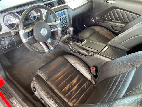 Used 2011 Ford Mustang GT Premium w/ Comfort Pkg RWD image 9