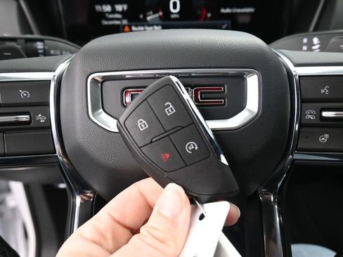 New 2026 GMC Terrain Elevation w/ Technology Package II image 33