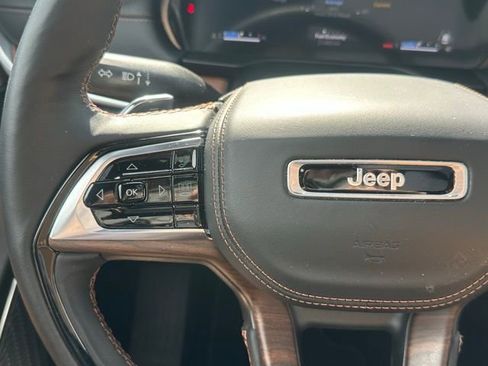 Used 2024 Jeep Grand Cherokee L Summit w/ Advanced Protech Group IV image 23