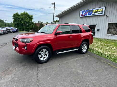 Used 2017 Toyota 4Runner SR5 Premium AWD/4WD image 1
