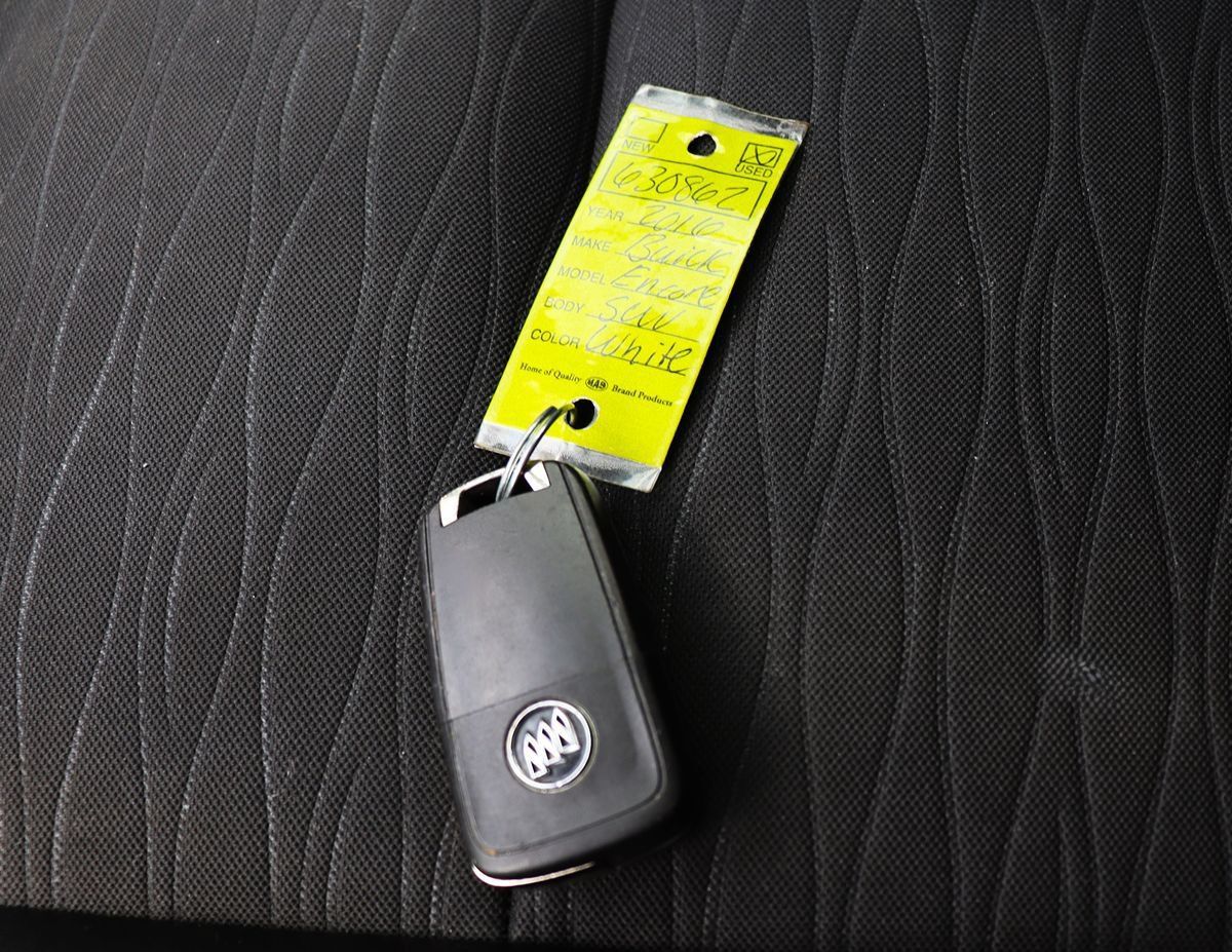 Used 2016 Buick Encore FWD image 56