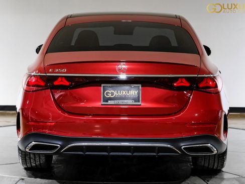 Used 2025 Mercedes-Benz E 350 Sedan image 11