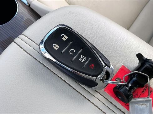 Used 2024 Chevrolet Malibu LT FWD image 15