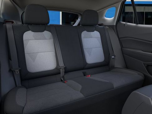 New 2026 Chevrolet Trax LS w/ LS Convenience Package FWD image 17