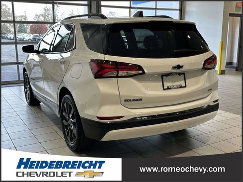 Certified 2023 Chevrolet Equinox RS w/ LPO, Floor Liner Package image 5