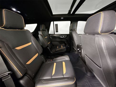 Used 2024 GMC Yukon AT4 w/ AT4 Premium Plus Package AWD/4WD image 45