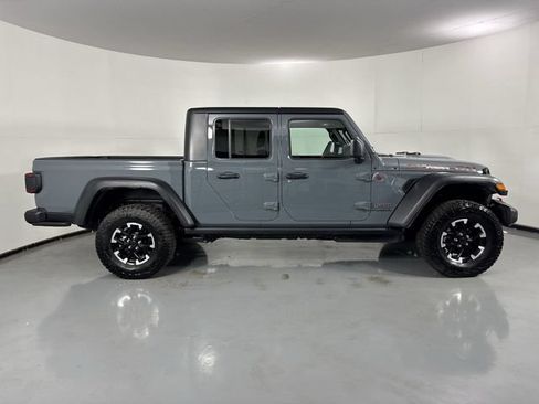 Used 2026 Jeep Gladiator Rubicon AWD/4WD image 35