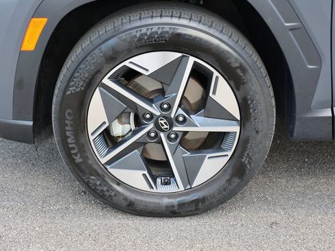 Used 2025 Hyundai Tucson SEL AWD/4WD image 12