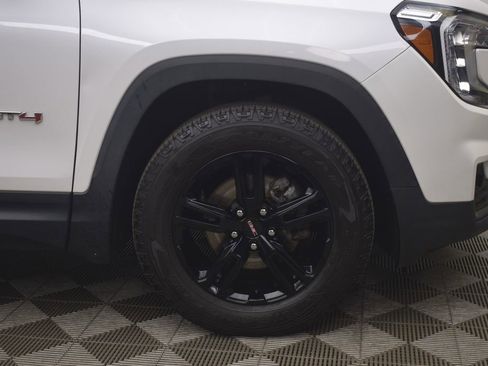 Used 2022 GMC Terrain AT4 w/ Infotainment Package II image 34