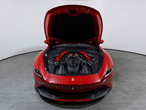 Certified 2023 Ferrari Roma image 3