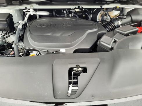 New 2026 Honda Odyssey Touring image 9