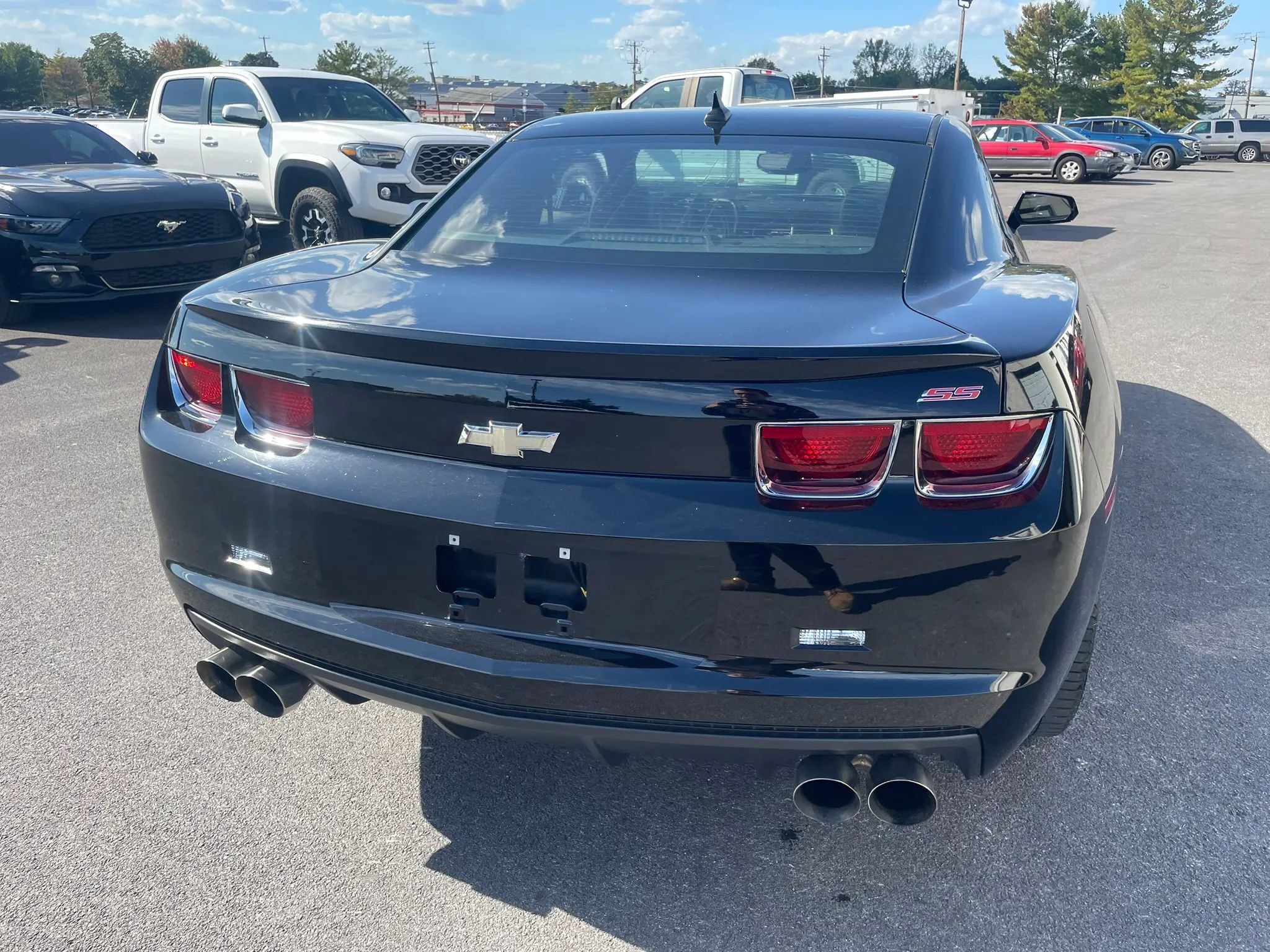 Used 2010 Chevrolet Camaro SS w/ RS Package RWD image 19
