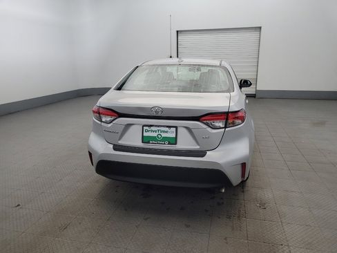 Used 2023 Toyota Corolla LE image 7