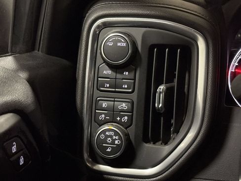Used 2020 Chevrolet Silverado 1500 LT Trail Boss AWD/4WD image 18