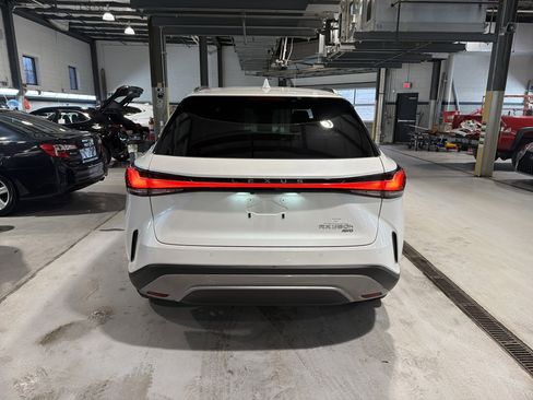 Certified 2025 Lexus RX 350h image 3