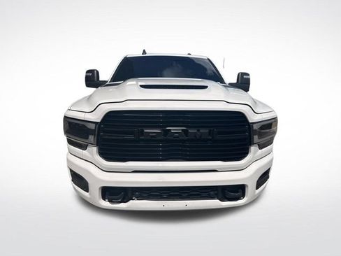 Used 2024 RAM 2500 Laramie w/ Night Edition AWD/4WD image 3