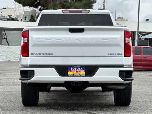 Used 2020 Chevrolet Silverado 1500 Custom w/ Custom Value Package image 5
