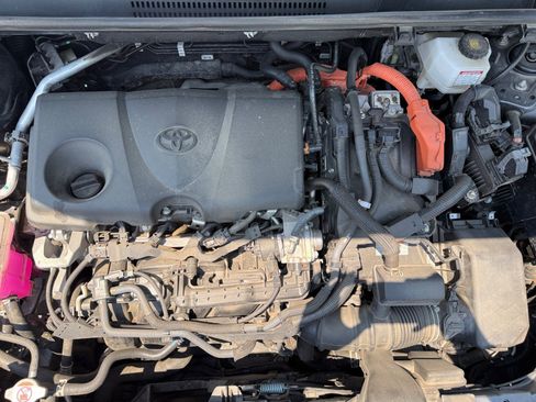 Used 2023 Toyota RAV4 XLE AWD/4WD image 22